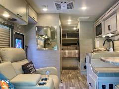 2021 Thor Motor Coach Four Winds 28Z, $ 65,000
