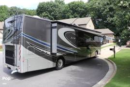 2022 Thor Motor Coach Aria 4000, $ 199,000