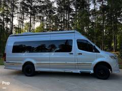 2025 Strada-ion by Grech Lounge AWD, $ 199,950