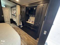 2021 Entegra Coach Vision XL 36A, $ 99,900