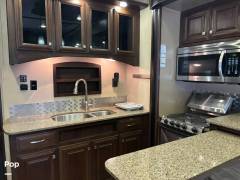 2016 Dutchmen Voltage 3970, $ 45,000