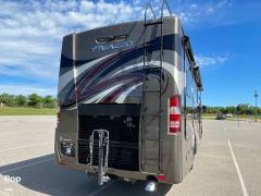 2019 Thor Motor Coach Palazzo 33.2, $ 109,000
