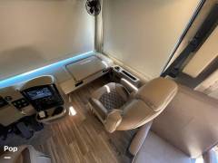 2019 Thor Motor Coach Palazzo 33.2, $ 109,000