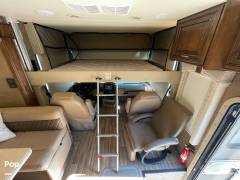 2019 Thor Motor Coach Palazzo 33.2, $ 109,000