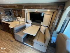 2019 Thor Motor Coach Palazzo 33.2, $ 109,000