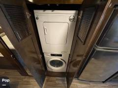 2019 Thor Motor Coach Palazzo 33.2, $ 109,000