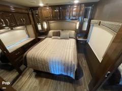 2019 Thor Motor Coach Palazzo 33.2, $ 109,000