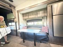 2021 Forest River Shockwave 30FWGDX, $ 57,300