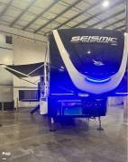 2021 Jayco Seismic 4113, $ 85,600