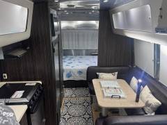 2017 Airstream International Signature 23FB, $ 57,250