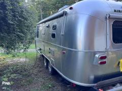 2017 Airstream International Signature 23FB, $ 57,250