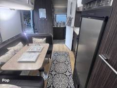 2017 Airstream International Signature 23FB, $ 57,250