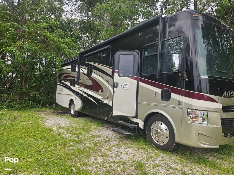 2015 Tiffin Allegro Open Road 35QBA, $ 78,000