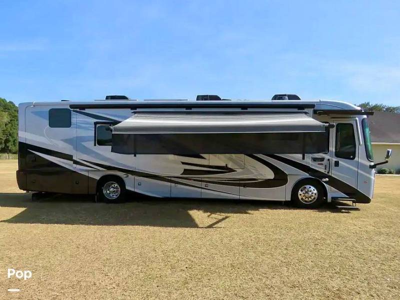 2024 Entegra Coach Reatta XL 39T2, $ 298,999