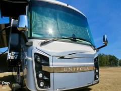 2024 Entegra Coach Reatta XL 39T2, $ 298,999