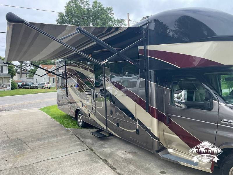 2019 Entegra Coach Esteem 30X, $ 84,825