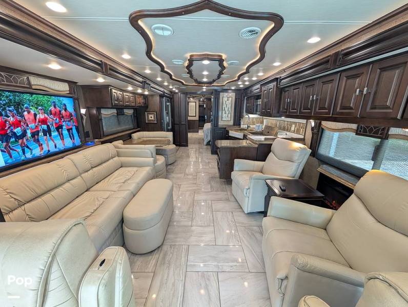 2017 Tiffin Allegro Bus 45OPP, $ 245,000