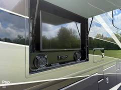 2018 Holiday Rambler Navigator 38F, $ 129,000