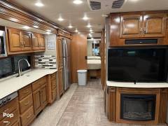 2018 Holiday Rambler Navigator 38F, $ 129,000