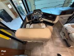 2018 Holiday Rambler Navigator 38F, $ 129,000