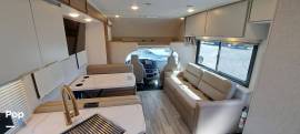 2027 Thor Motor Coach Four Winds 28Z, $ 98,000
