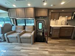 2022 Thor Motor Coach Palazzo 37.4, $ 174,900