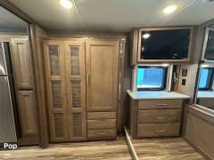 2022 Thor Motor Coach Palazzo 37.4, $ 174,900