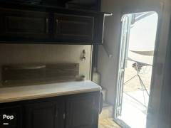 2018 Palomino Columbus 389FL, $ 49,000