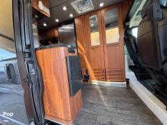 2016 Roadtrek Zion, $ 58,900