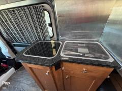 2016 Roadtrek Zion, $ 58,900