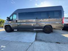 2016 Roadtrek Zion, $ 58,900