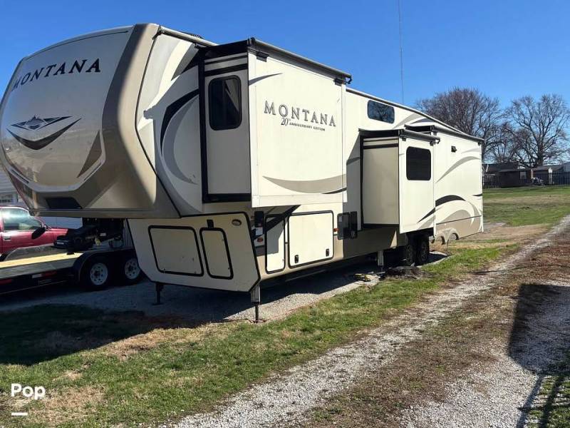 2019 Keystone Montana 3855BR, $ 43,000