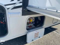 2025 Thor Motor Coach Vegas 24.1, $ 104,000
