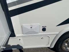 2025 Thor Motor Coach Vegas 24.1, $ 104,000