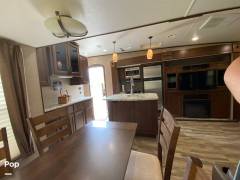 2018 Highland Ridge Light 291RLS, $ 24,900