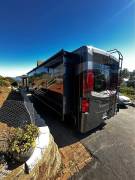 2021 Thor Motor Coach Magnitude SV34, $ 142,000