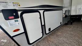 2023 Keystone Montana 3123RL, $ 58,000