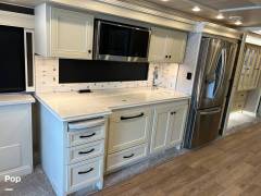 2023 Tiffin Phaeton 37BH, $ 285,000