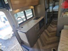 2018 Thor Motor Coach Axis 25.2, $ 47,900