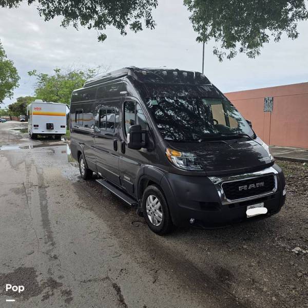 2023 Winnebago Solis 59PX, $ 65,500