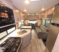 2025 Thor Motor Coach Four Winds 28A, $ 67,500