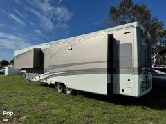 2021 DRV Mobile Suites 40KSSB4, $ 99,500