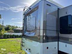 2021 DRV Mobile Suites 40KSSB4, $ 99,500