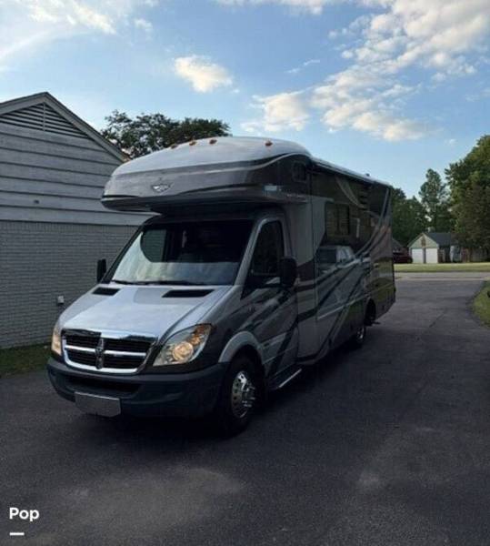 2010 Fleetwood Icon 24D, $ 40,600