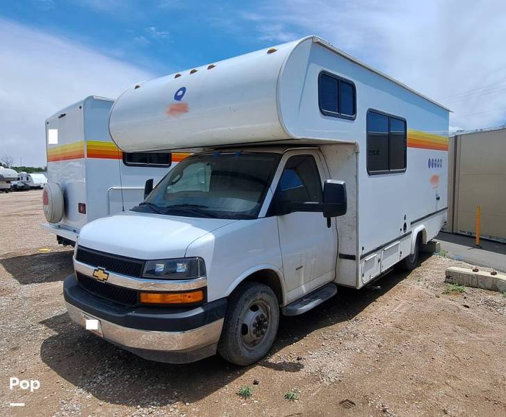 2025 Gulf Stream Conquest 6237LE, $ 62,000