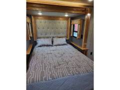 2020 Vanleigh RV Beacon 39RLB, $ 64,500