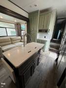 2019 Keystone Montana High Country 362RD, $ 44,450