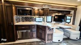 2020 Newmar Super Star 4058, $ 275,000