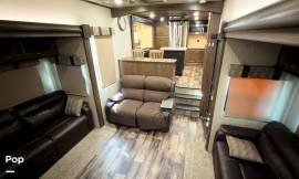 2018 Forest River Sandpiper 38FKOK, $ 54,000
