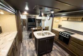 2018 Forest River Sandpiper 38FKOK, $ 54,000